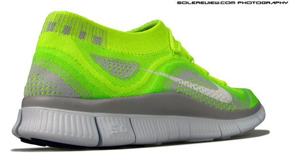 nike free flyknit weight