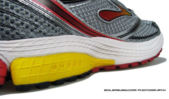 brooks ghost size 6