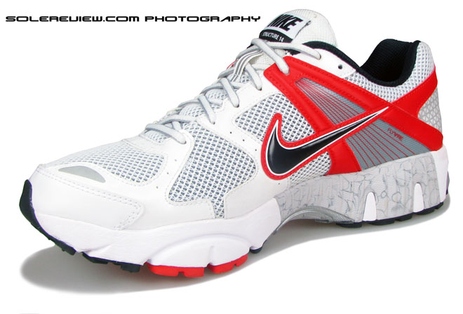 nike structure 14 mens