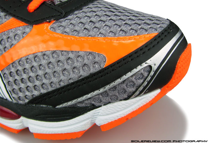 Asics gel cumulus 16 uomo marroni outlet