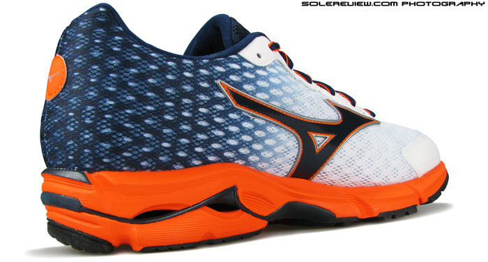 mizuno wave rider 18 osaka edition