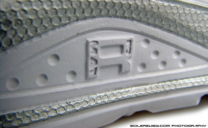 Hoka_One_One_Huaka