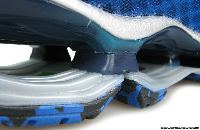 Mizuno_Wave_Prophecy_4