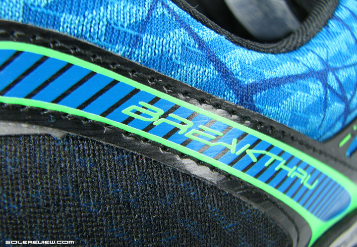 saucony breakthru 2 vs kinvara