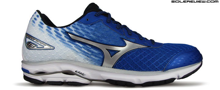 mizuno wave rider 19 w