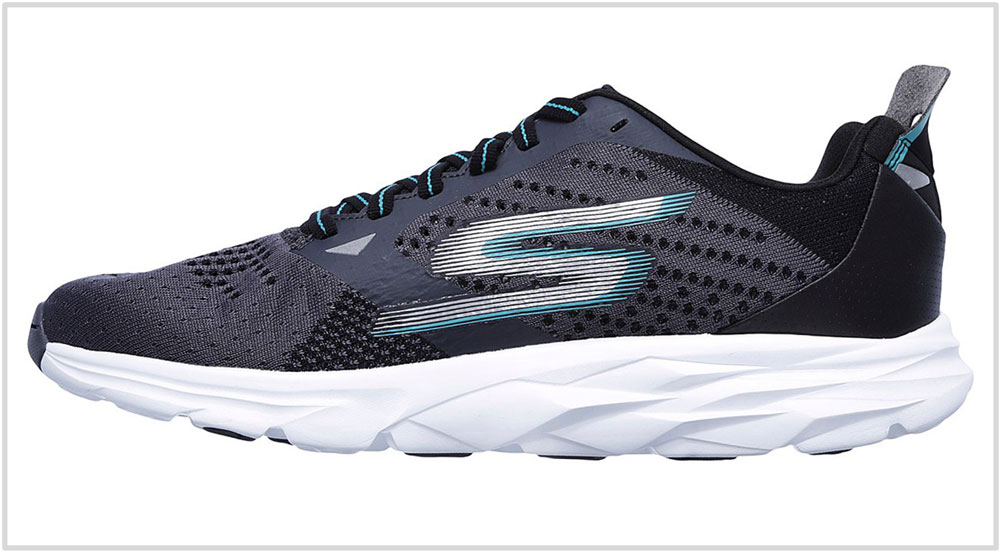 do skechers run wide