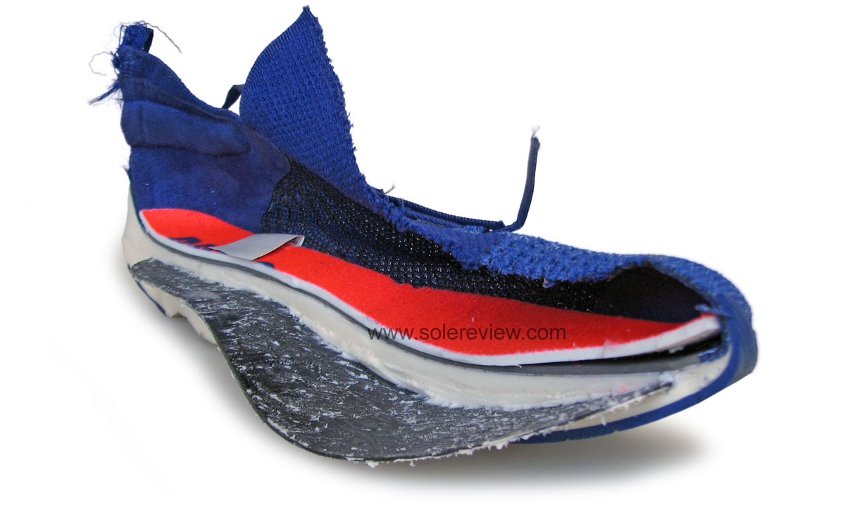 最前線の NIKE Vaporfly 4% Flyknit 26cm シューズ