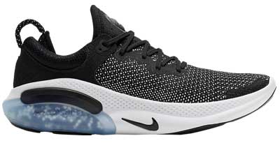 nike running zoom strike 2