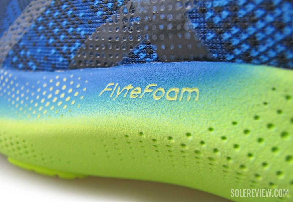 Flytefoam midsole of the Asics Nimbus Lite 2