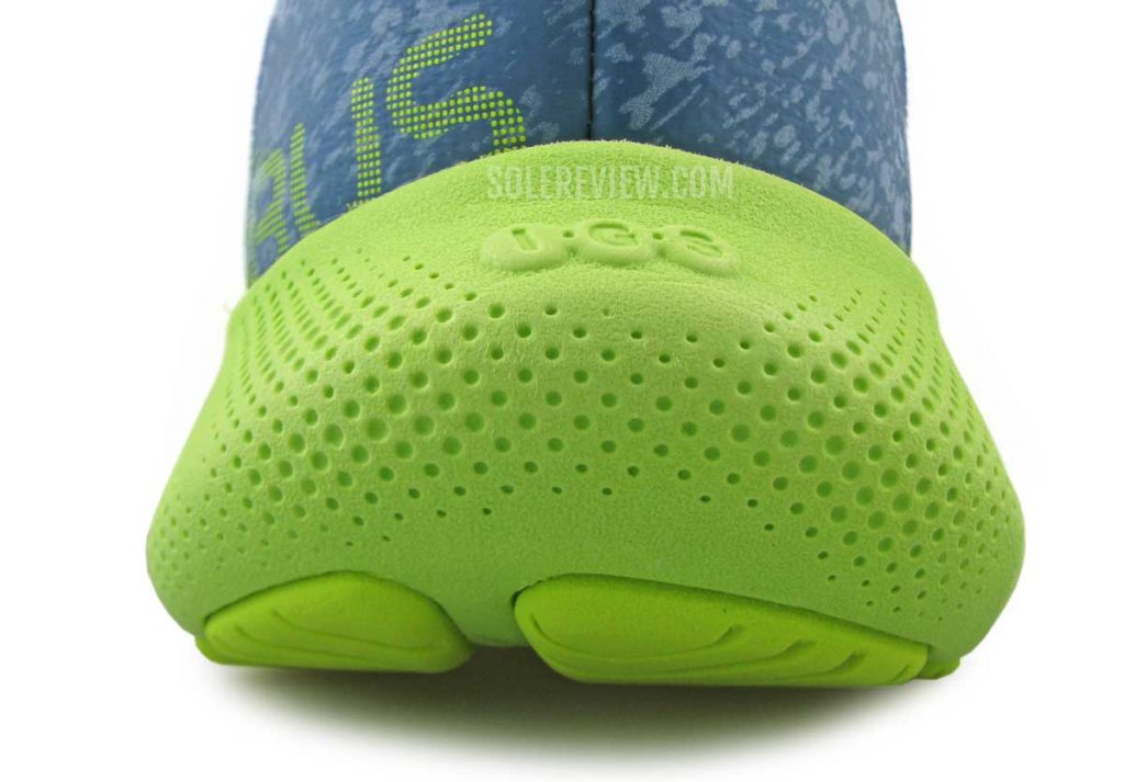 Rounded heel of Asics Nimbus Lite 2