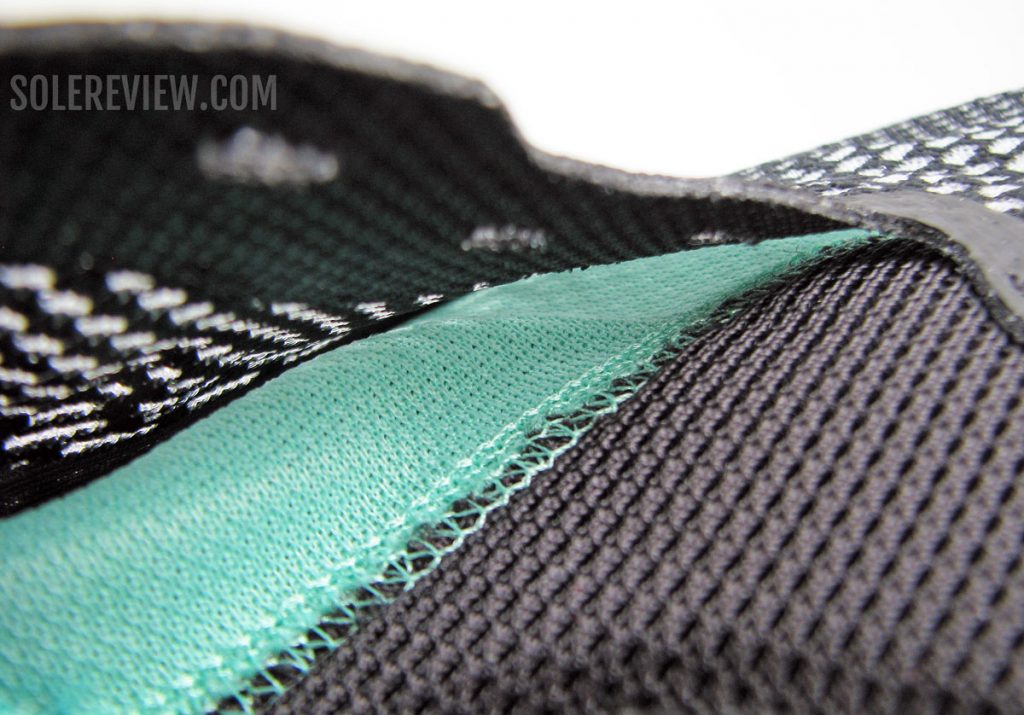 Nike ZoomX Invincible Run Flyknit inner sleeve