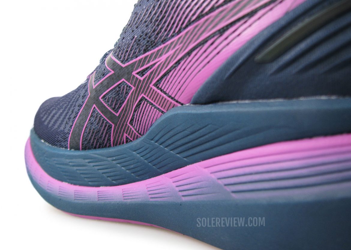 asics glideride overpronation