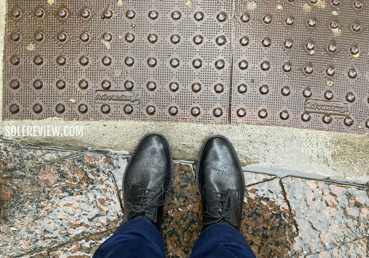 ecco contoured plain toe tie review