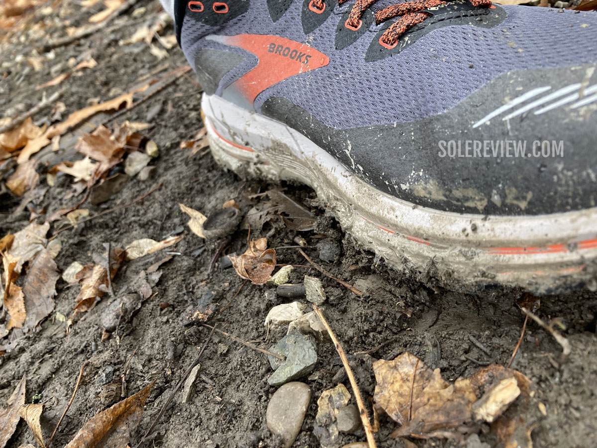 saucony peregrine 7 vs brooks caldera