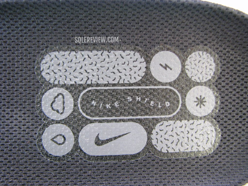 The printed insole of the Nike Pegasus 38 Shield.