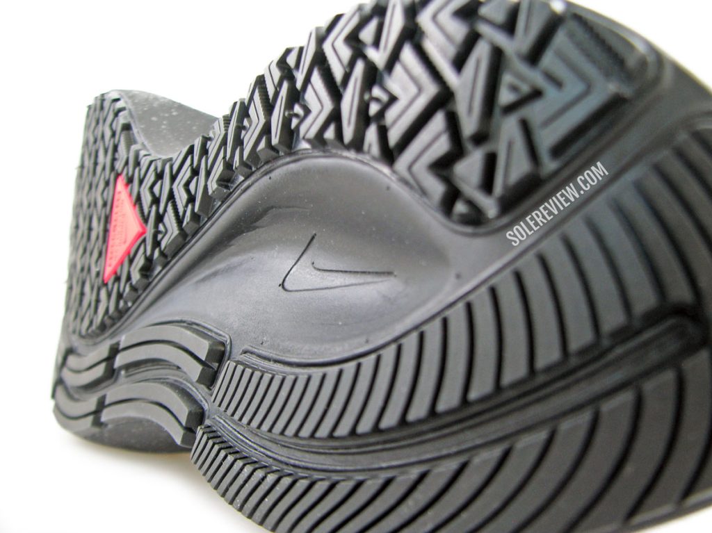 The transition groove of the Nike Pegasus 38 Shield.