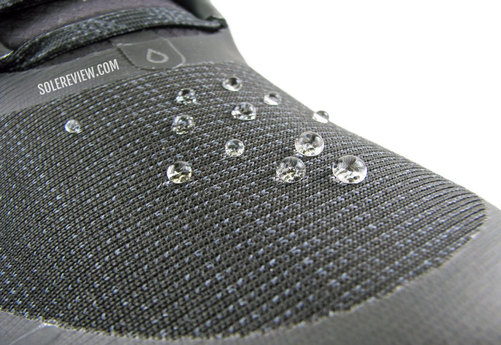 The water resistant finish of the Nike Pegasus 38 Shield.