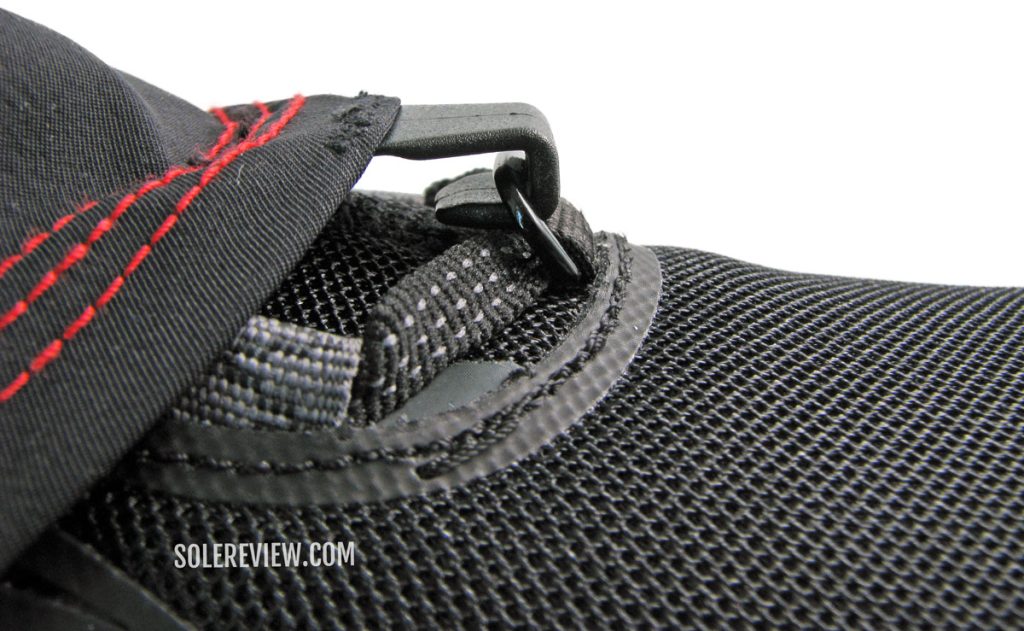 The gaiter D-Ring of the Saucony Peregrine 12.