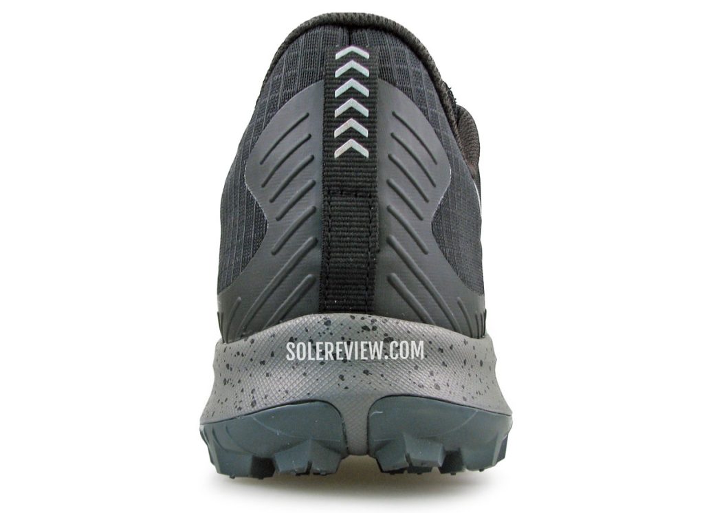 The heel view of the Saucony Peregrine 12.