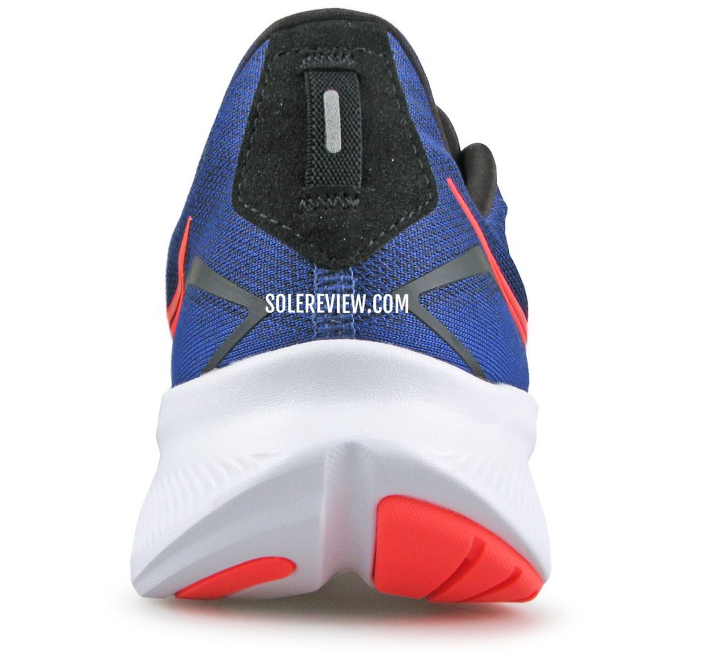 The bevel heel of the Saucony Ride 15.