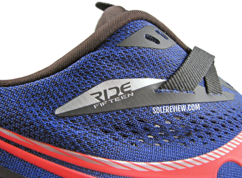 The lacing loop of the Saucony Ride 15.