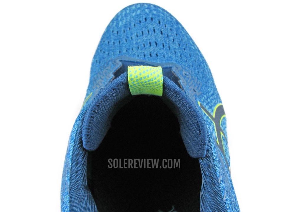 The tongue flap of the Asics Gel Nimbus 24.