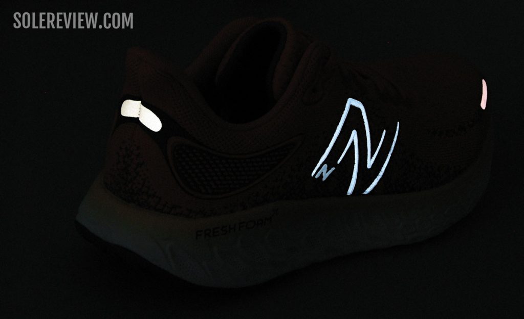The reflective details on the New Balance 1080 V12.