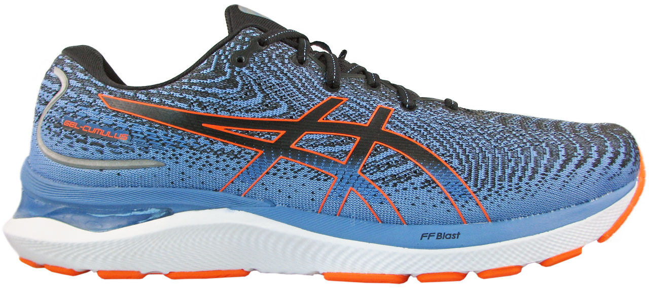 The side view of the Asics Cumulus 24.
