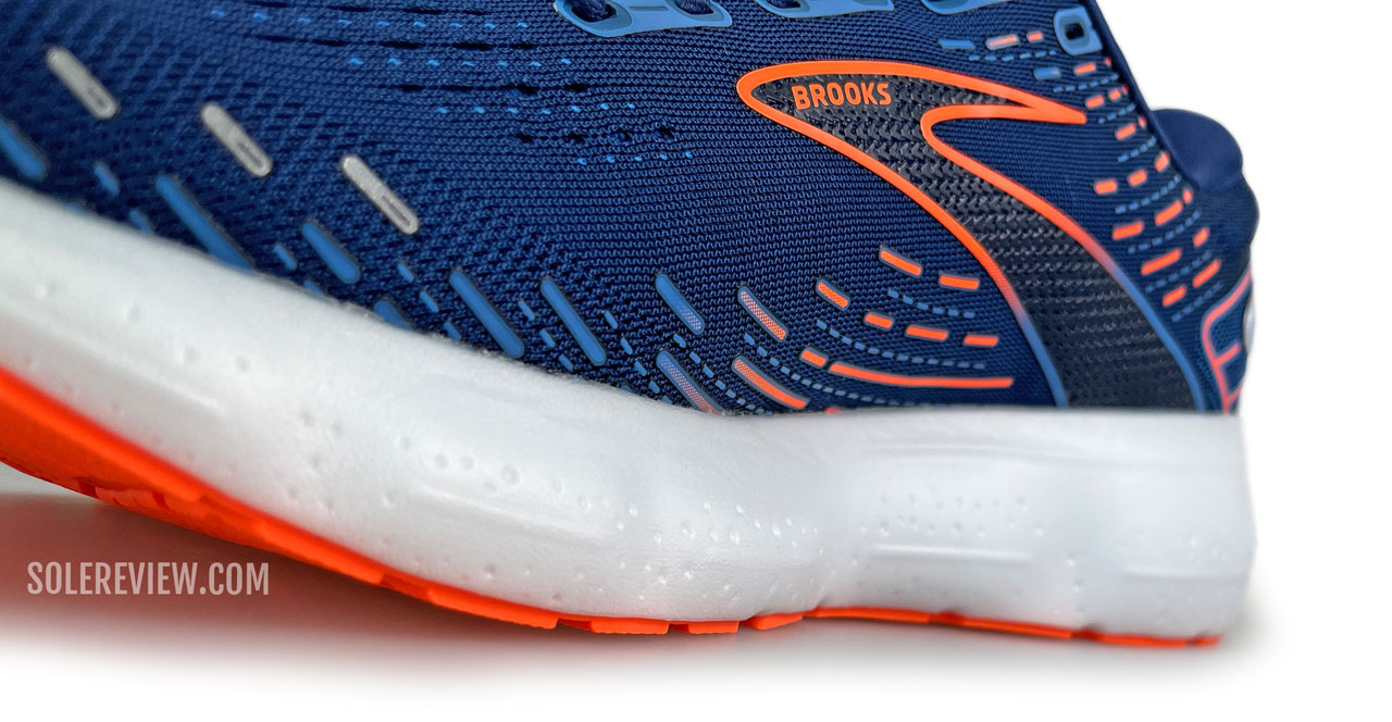 The wide midsole of the Brooks Glycerin 20.