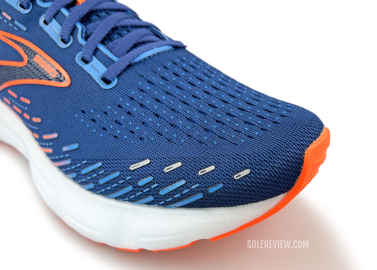 The toe-box of the Brooks Glycerin 20.