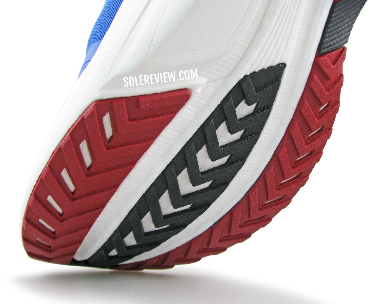 The forefoot transitions of the Saucony Tempus.