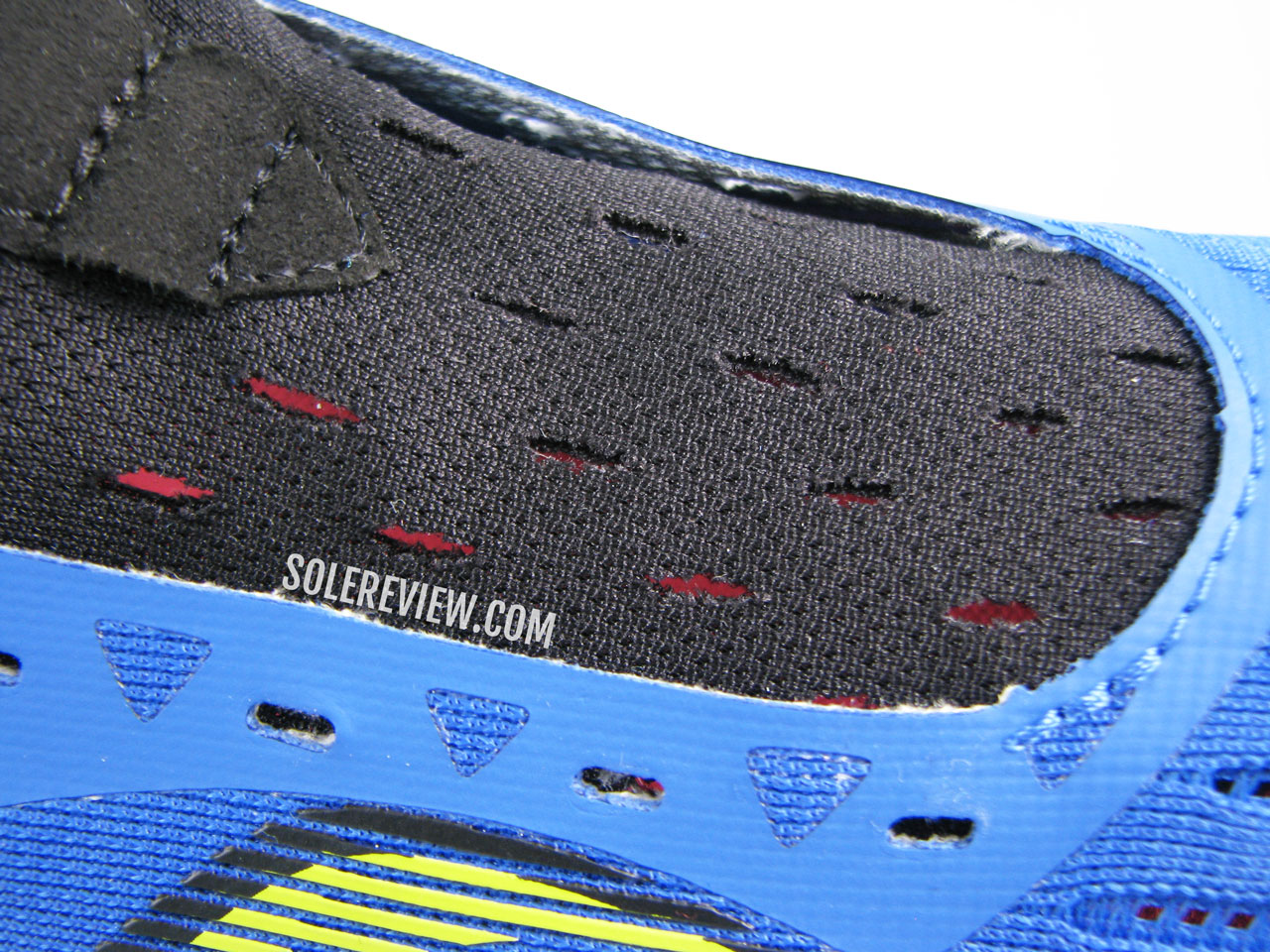 The ventilated tongue of the Saucony Tempus.