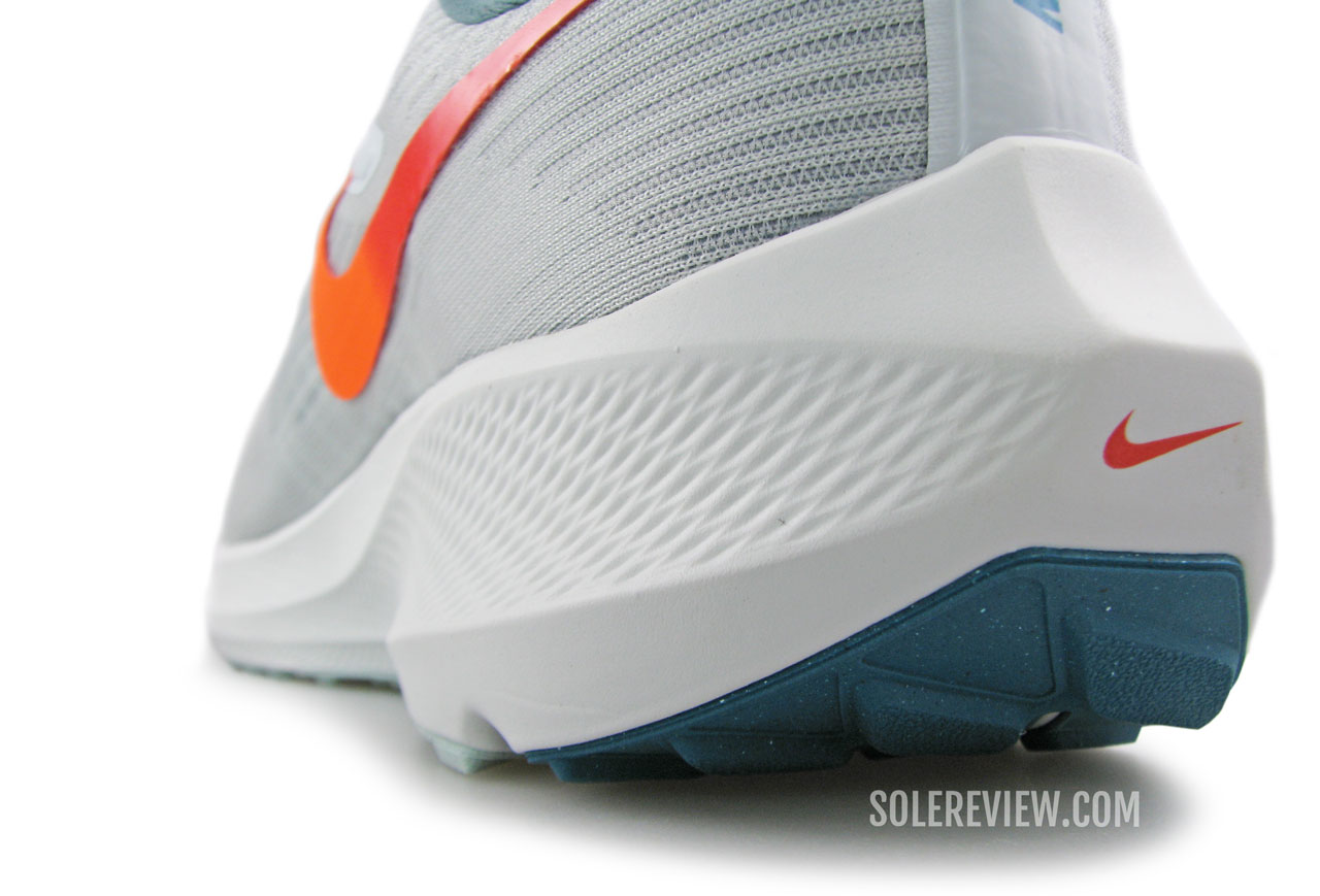 The beveled heel of the Nike Pegasus 39.