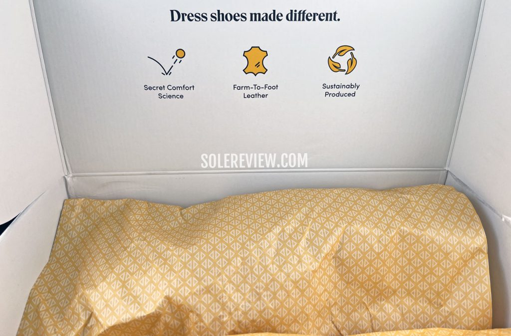 The outer box of the Amberjack Original dress shoe.