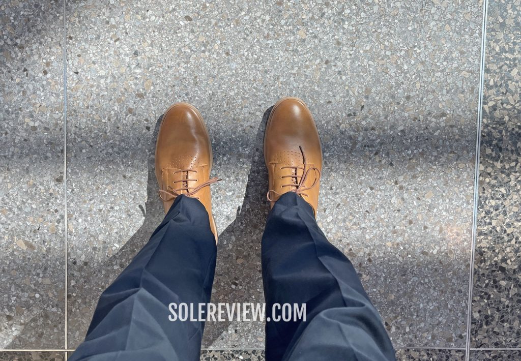 The Amberjack dress shoe with navy trousers.