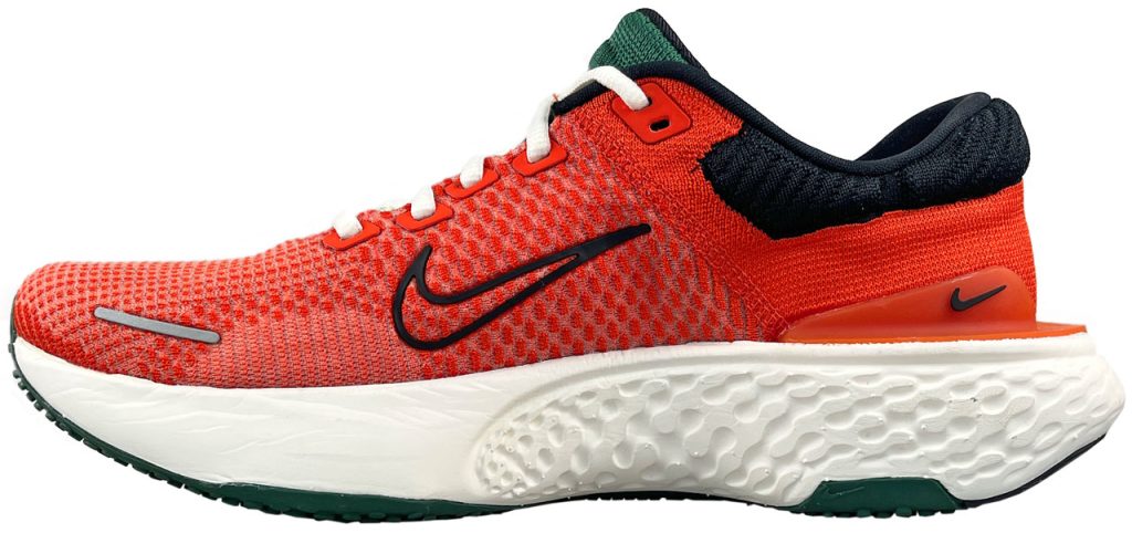 The side view of the Nike ZoomX Invincible Run Flyknit 2.