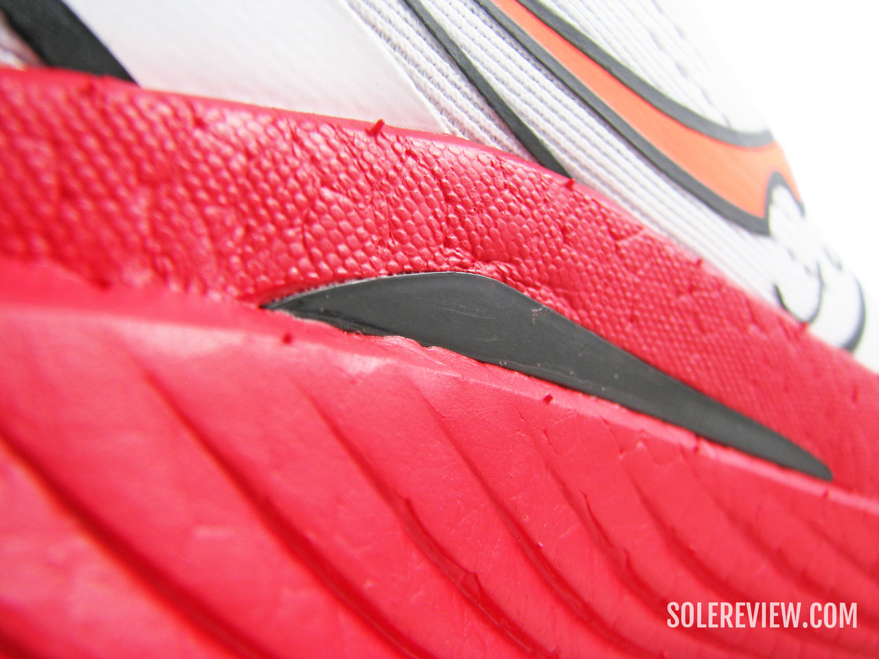 The winged Nylon plate of the Saucony Endorphin Speed 3.