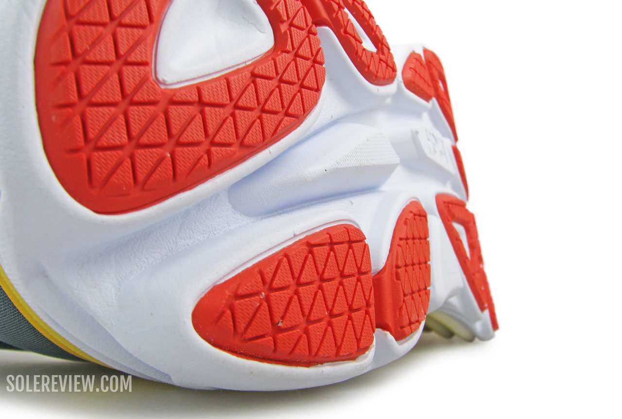 The transition groove of the Hoka Bondi 8.