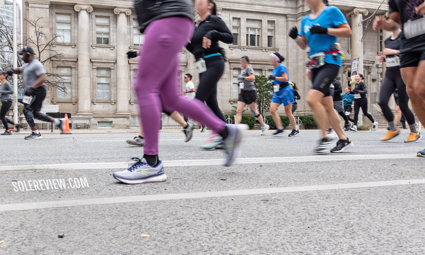 Brooks Running Women's Ghost Tights - BLACK - SMALL - MSRP $100