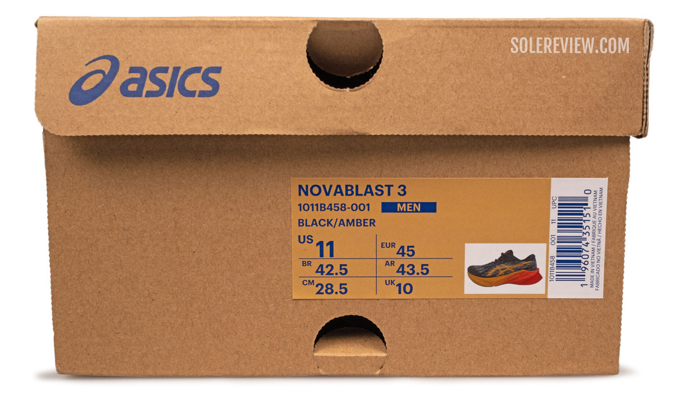 The outer box of the Asics Novablast 3.