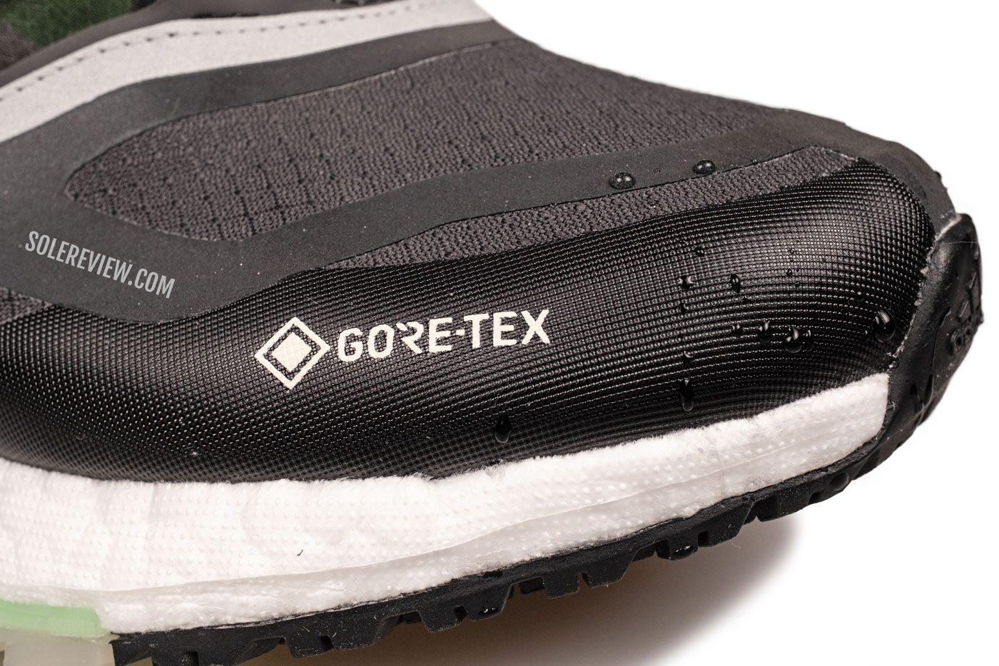 The toe-box of the adidas Ultraboost 22 Gore-Tex.