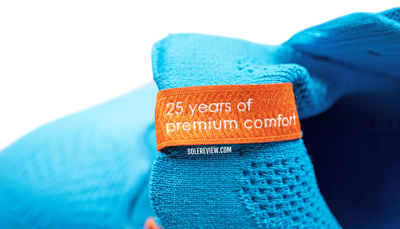 The tongue label of the Asics Nimbus 25.