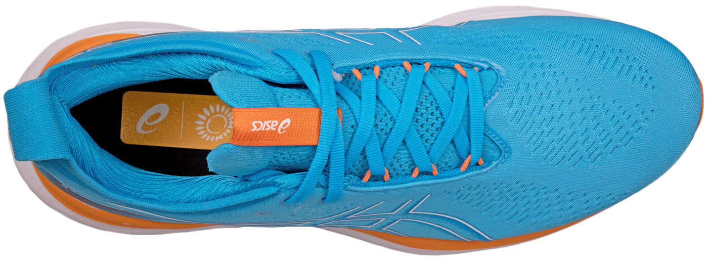 The top view of the Asics Nimbus 25.