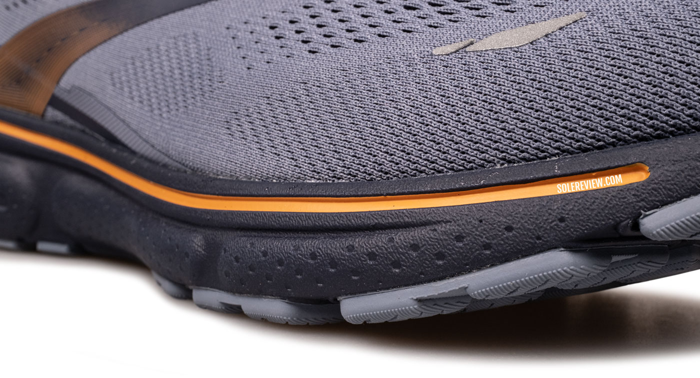 The forefoot midsole of the Brooks Ghost 15.