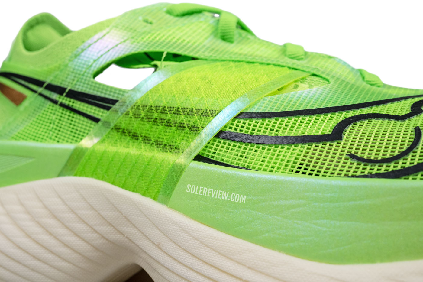 The midfoot strap of the Saucony Endorphin Elite