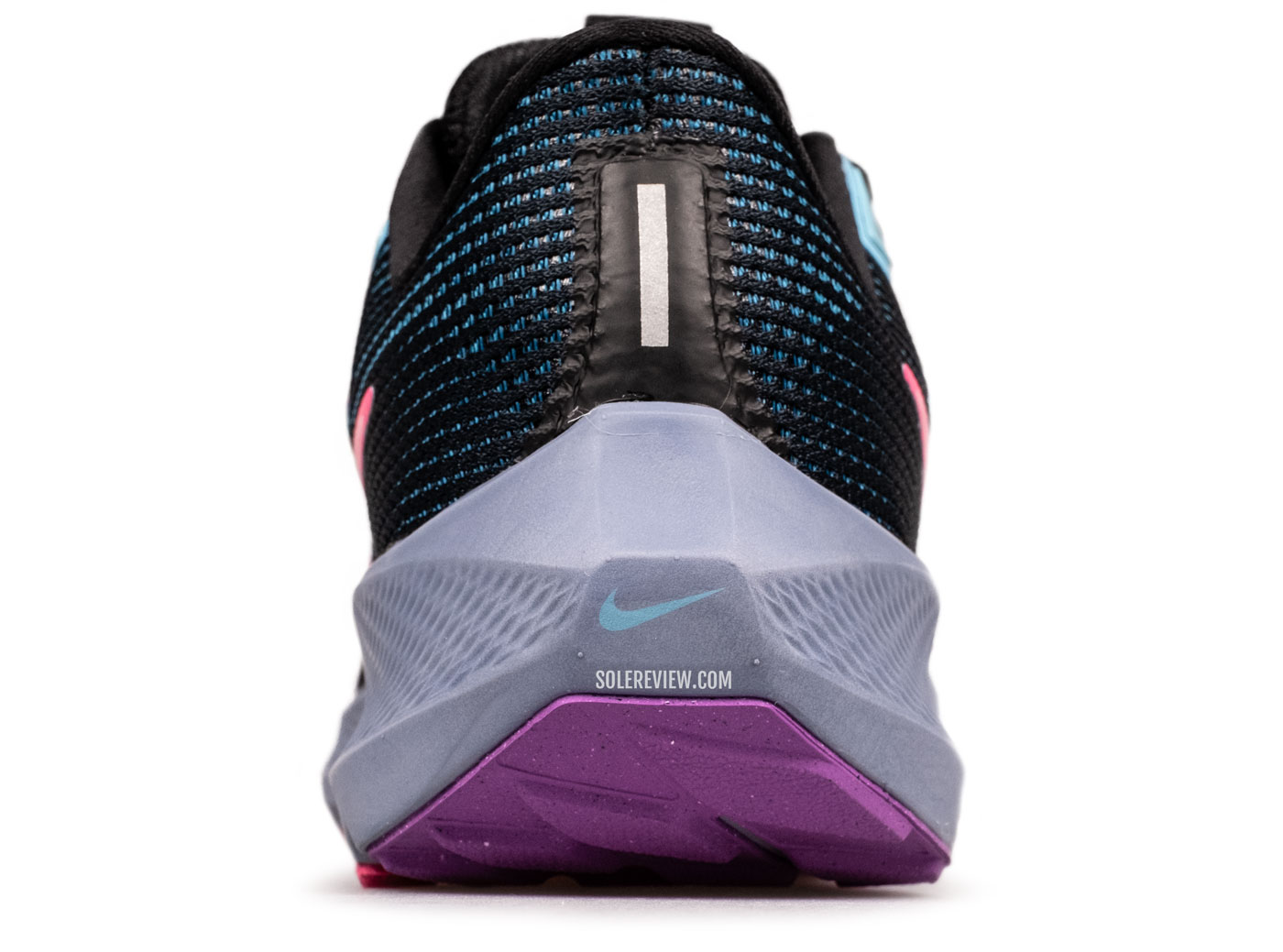 The heel view of the Nike Pegasus 40.