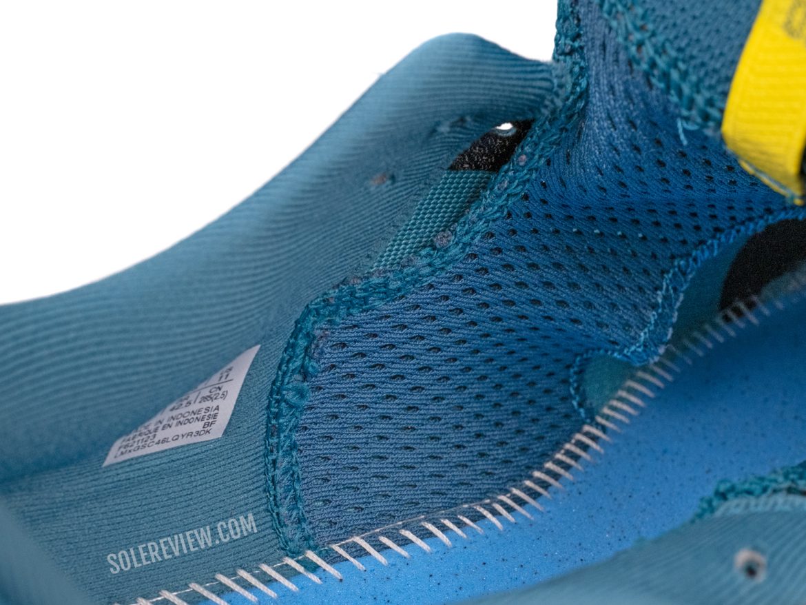 The inner sleeve of the Asics Cumulus 26.