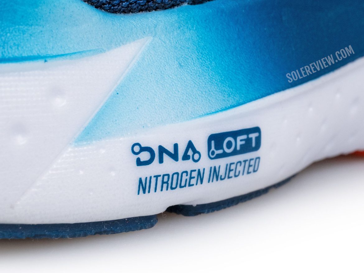 The DNA Loft V3 foam of the Brooks Glycerin 21.