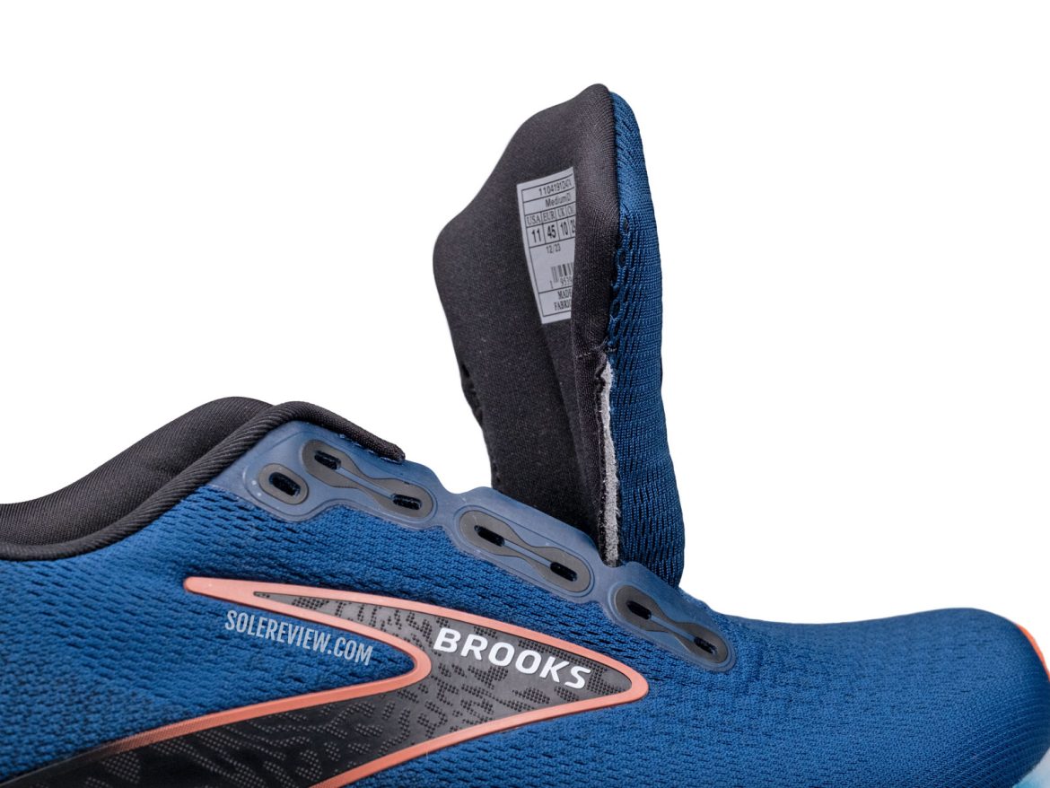 The tongue of the Brooks Glycerin 21.