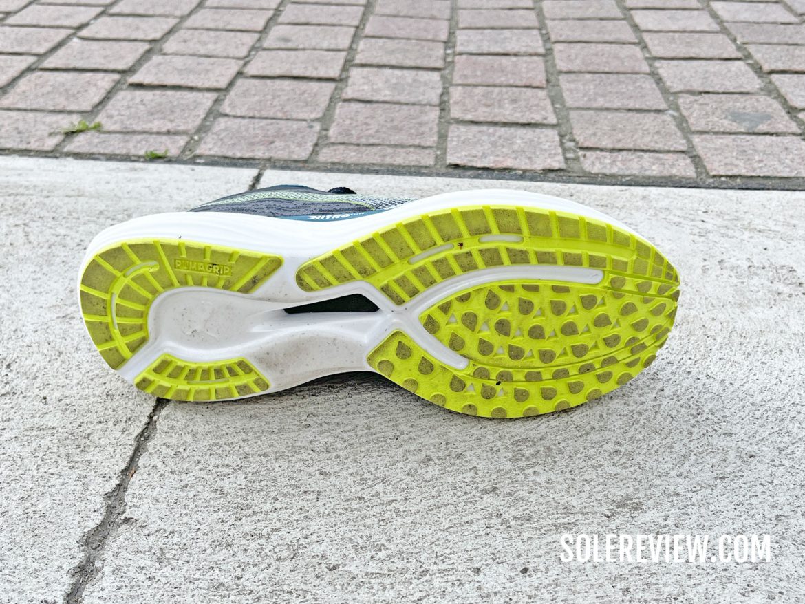The Puma Deviate Nitro 2 on road.
